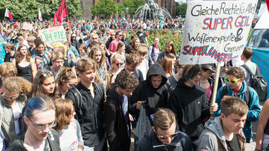 Auftaktkundgebung zum &raquo;Refugee Schul- und Unistreik&laquo;...
