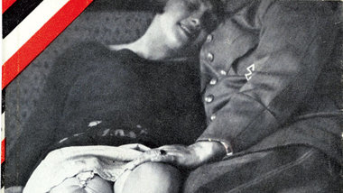 Das von John Heartfield entworfene Titelblatt der ersten Auflage...