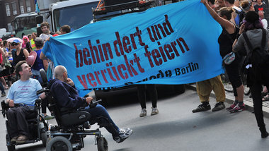 Im Juli 2013 trafen sich Betroffene und Unterstützer zur er... Im Juli 2013 trafen sich Betroffene und Unterstützer zur er...