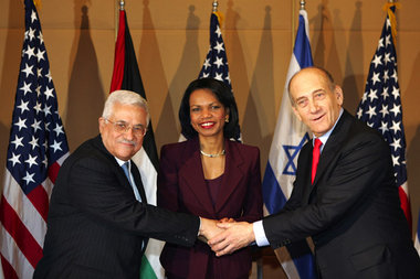 Ohne große Worte – Abbas, Rice und Olmert vor dem »Dreiergipfel«...
