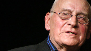Manfred Wekwerth (1929&ndash;2014), hier bei einem Vortrag im Ra...
