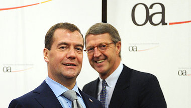 Bild aus besseren Zeiten: Eckhard Cordes (r.) 2011 mit dem damal...