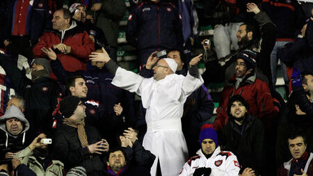 Das ist nicht der Papst, das ist ein San-Lorenzo-Fan, der aussie... Das ist nicht der Papst, das ist ein San-Lorenzo-Fan, der aussie...