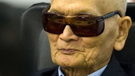 Nuon Chea, ehemaliger Chefideologe der Roten Khmer, am Donnersta... Nuon Chea, ehemaliger Chefideologe der Roten Khmer, am Donnersta...