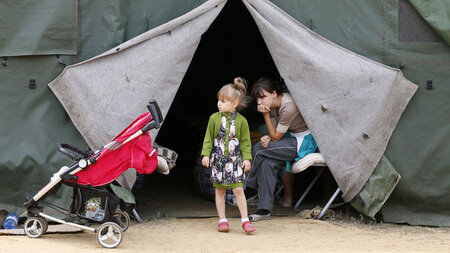 Ukrainische Flüchtlinge am Montag in einem russischen Auffanglag... Ukrainische Flüchtlinge am Montag in einem russischen Auffanglag...