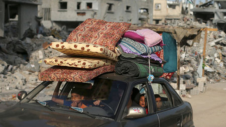 Pal&auml;stinenser am Mittwoch auf dem R&uuml;ckweg nach Beit Ha...