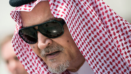 Saudi-Arabiens Au&szlig;enminister Prinz Faisal am Donnerstag in...