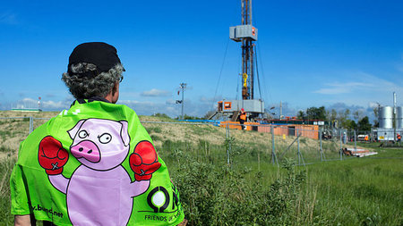 Wo Unternehmen Fracking einsetzen, protestieren Umweltsch&uuml;t...