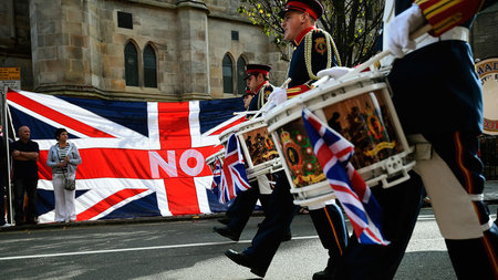 12 000 Menschen demonstrierten am Samstag in Edinburgh f&uu... 12 000 Menschen demonstrierten am Samstag in Edinburgh f&uu...