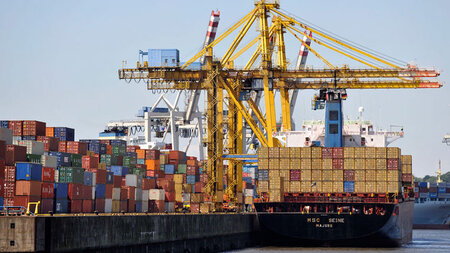 Hafen Hamburg: 2013 exportierte Deutschland Waren im Wert von me...