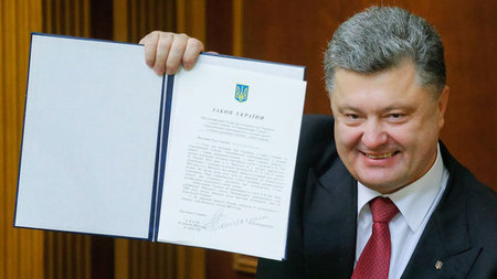 Br&uuml;ssels Mann in Kiew, Pr&auml;sident Petro Poroschenko, ze...