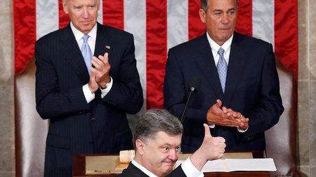 Applaus vom US-Vizepr&auml;sidenten Joe Biden (l.) und Kongre&sz...