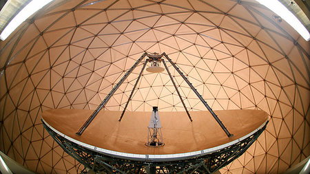 Die ganze Welt zu Ohren: Mit Parabolantennen f&auml;ngt der BND ...