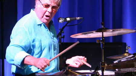 Ein »Blues-Louis« für Pete York, früher ei... Ein »Blues-Louis« für Pete York, früher ei...