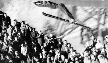Flug zum Sieg – Helmut Recknagel am 13. Januar 1963 in Oberhof b... Flug zum Sieg – Helmut Recknagel am 13. Januar 1963 in Oberhof b...