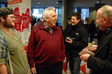 Egon Krenz bei der diesjährigen Rosa-Luxemburg-Konferenz der jun... Egon Krenz bei der diesjährigen Rosa-Luxemburg-Konferenz der jun...