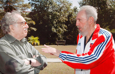 Nach langer Krankheit erholt: Fidel Castro am 12. März mit dem k...