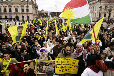 Ausgerechnet zum Newroz-Fest – hier Demonstartion am 17. März in... Ausgerechnet zum Newroz-Fest – hier Demonstartion am 17. März in...