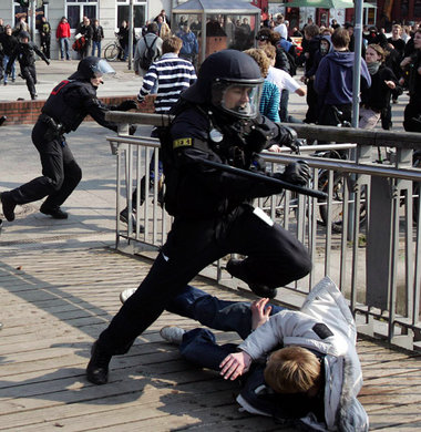 Polizeieinsatz gegen Antifaschisten am Samstag in Lübeck