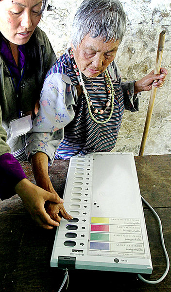 Probewahlen in Bhutan