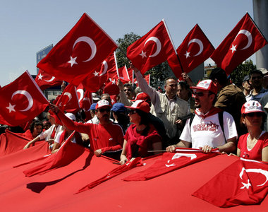 Protestdemonstration gegen die türkische Regierung am Sonntag in...
