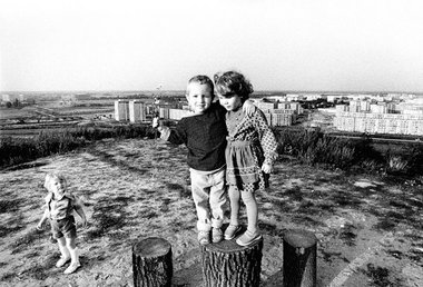 Störrisches Nachwuchsvolk in Berlin-Hellersdorf, 1987