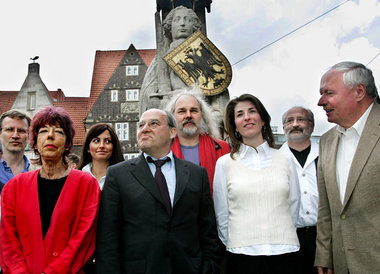 Spitzenkandidaten der Bremer Linken mit Bundestagsfraktionspitze