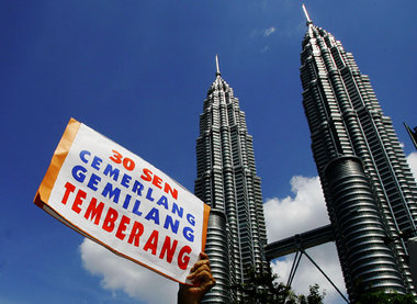 Inbegriff hochfliegender Pläne: Die Petronas Twin Towers Inbegriff hochfliegender Pläne: Die Petronas Twin Towers
