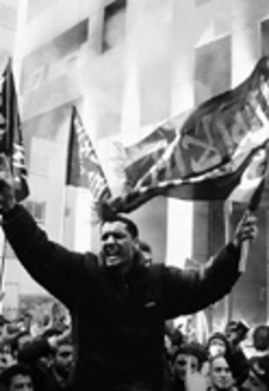 Die Proteste entwickeln sich zum Flächenbrand. Vor der dänischen...