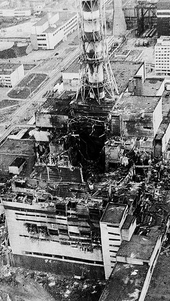 Atomkraftwerk Tschernobyl, drei Tage nach der Katastrophe Atomkraftwerk Tschernobyl, drei Tage nach der Katastrophe