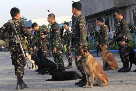 Jagd auf Abu Sayyaf: Philippinische Soldaten vor ihrer Verlegung...