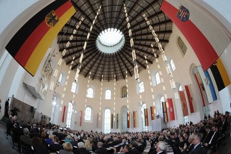 Tatort Paulskirche: Hier protestierten die Kriegsgegner gegen di...