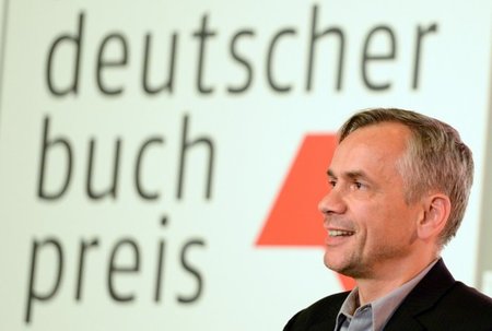 Nicht auf Hiddensee, in Frankfurt am Main: Lutz Seiler