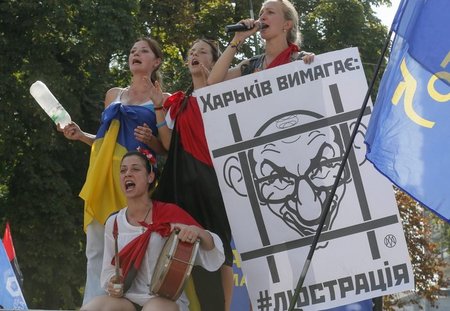 Antisemitischer Protest: Bereits im August forderten Demonstrant... Antisemitischer Protest: Bereits im August forderten Demonstrant...