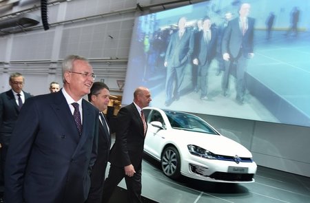 Jobs sind nur sicher, wenn der Profit stimmt: VW-Bertiebsratsche... Jobs sind nur sicher, wenn der Profit stimmt: VW-Bertiebsratsche...