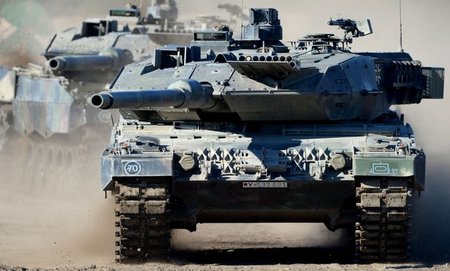 Deutscher Exportknaller: Der Kampfpanzer Leopard 2, hier bei ein...
