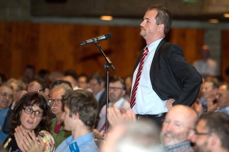 Landesparteitag der AfD in Bayern: Martin Sichert (stehend) soll...