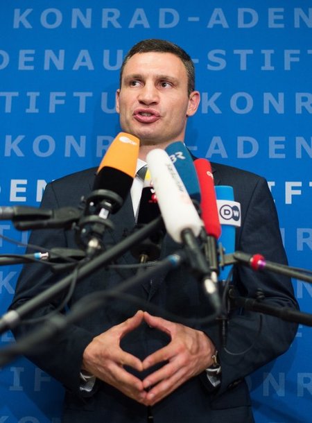 Von der Konrad-Adenauer-Stiftung gestählt, von Bild gefeiert: Wi...