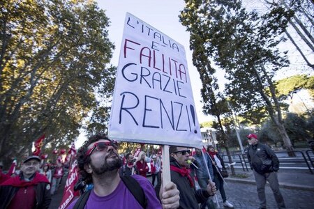 Dank an Renzi: »Italien ist gescheitert« (Rom, 25.10.2014)