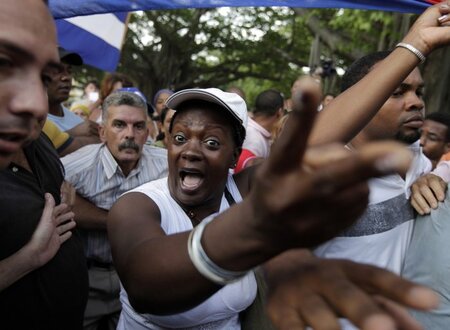 Argumente zwecklos: Die »Damen in Weiß« beim Protest in Havanna Argumente zwecklos: Die »Damen in Weiß« beim Protest in Havanna