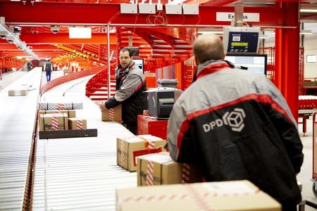 Der Kampf gegen die Ausgliederung des DPD-Depots in Duisburg-Hüt... Der Kampf gegen die Ausgliederung des DPD-Depots in Duisburg-Hüt...
