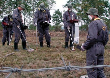Gefährliche Kriegshinterlassenschaften: Suche nach Resten von Ur...