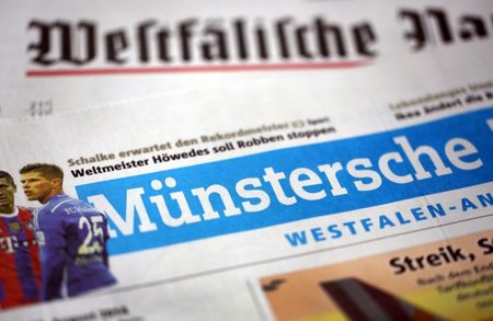 Zwei unterschiedliche Tageszeitungen - der Inhalt ist leider ide...