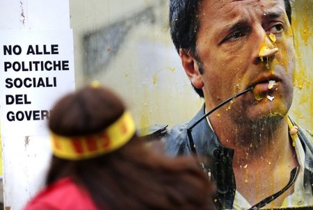 Italiens Ministerpräsident Matteo Renzi spürt die Kritik der Str...