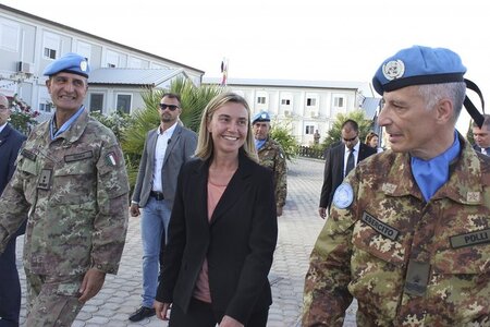 Truppenbesuch: EU-Auslandsbeauftrage Federica Mogherini bei ital...