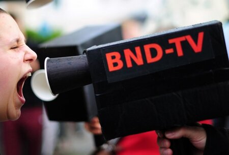 Widerstand gegen Ausspähung: Protestaktion zur Eröffnung der neu... Widerstand gegen Ausspähung: Protestaktion zur Eröffnung der neu...