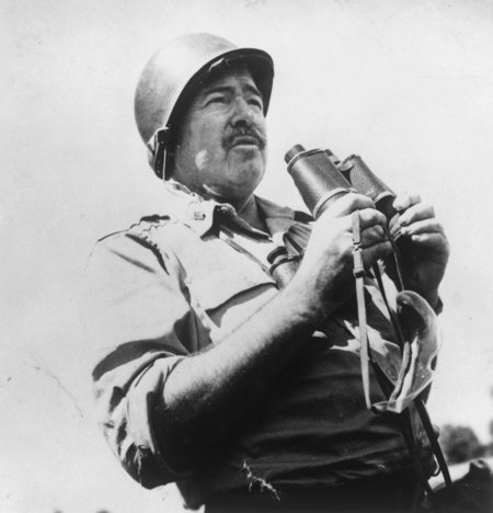 Begleitete die US-Army bei deren Offensive an der deutschen West...