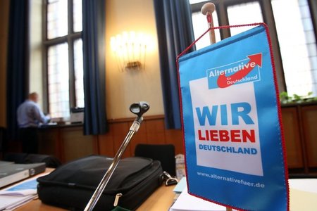 Auch für Schwule kann das Vaterland zuerst kommen: Logo der »Alt... Auch für Schwule kann das Vaterland zuerst kommen: Logo der »Alt...