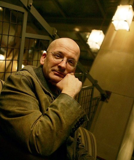"Wenn etwas nicht existiert, erfinde es!" Roddy Doyle "Wenn etwas nicht existiert, erfinde es!" Roddy Doyle