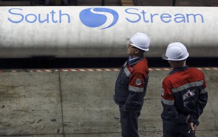 Werden nicht mehr gebraucht: Leitungsrohre für die Pipeline in e...